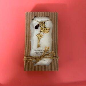 NWT 32” Mud Pie royal charm necklace